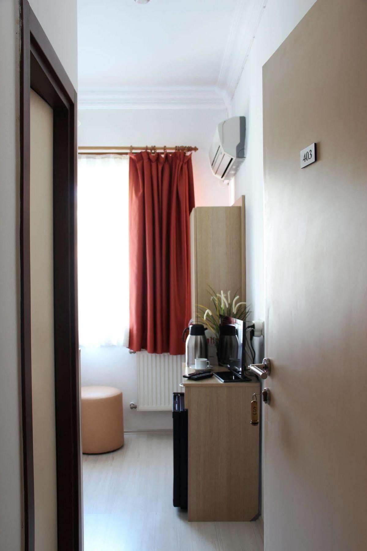 Payidar Hotel Istanbul Exterior photo